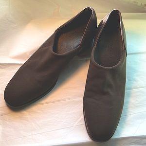 Munro American comfort shoes!